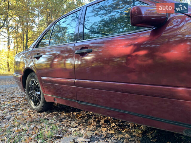 Мерседес Е-Класс 1996 в Киверцы на Automoto.ua Красный Мерседес Е-Класс, объемом двигателя 2 л и пробегом 370 тыс. км за 2600 $, фото 7 на Automoto.ua