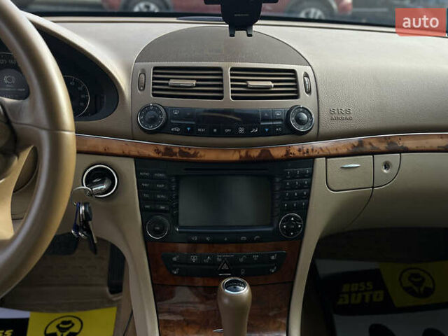 Мерседес Е-Класс 2007 в Мукачеве на Automoto.ua Красный Мерседес Е-Класс, объемом двигателя 3 л и пробегом 403 тыс. км за 7500 $, фото 11 на Automoto.ua
