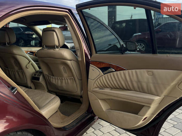 Мерседес Е-Класс 2007 в Мукачеве на Automoto.ua Красный Мерседес Е-Класс, объемом двигателя 3 л и пробегом 403 тыс. км за 7500 $, фото 23 на Automoto.ua