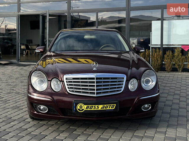 Мерседес Е-Класс 2007 в Мукачеве на Automoto.ua Красный Мерседес Е-Класс, объемом двигателя 3 л и пробегом 403 тыс. км за 7500 $, фото 1 на Automoto.ua