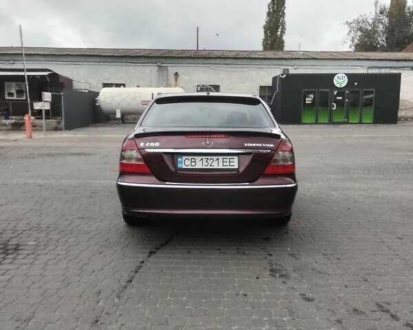 Мерседес Е-Класс 2007 в Запорожье на Automoto.ua Красный Мерседес Е-Класс, объемом двигателя 1.8 л и пробегом 203 тыс. км за 6800 $, фото 6 на Automoto.ua