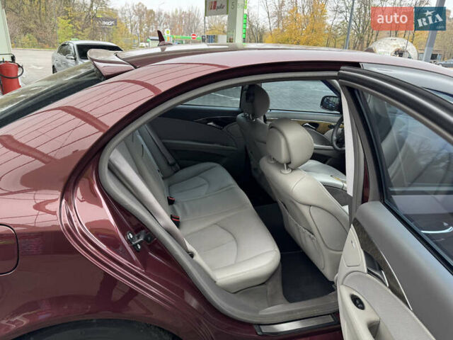 Красный Мерседес Е-Класс, объемом двигателя 1.8 л и пробегом 203 тыс. км за 7700 $, фото 8 на Automoto.ua