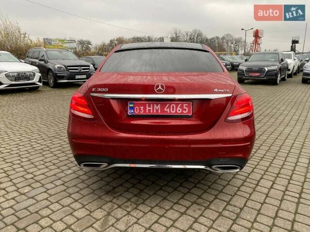 Красный Мерседес Е-Класс, объемом двигателя 1.99 л и пробегом 41 тыс. км за 30500 $, фото 5 на Automoto.ua