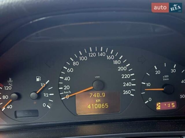 Красный Мерседес Е-Класс, объемом двигателя 2.15 л и пробегом 410 тыс. км за 3200 $, фото 13 на Automoto.ua