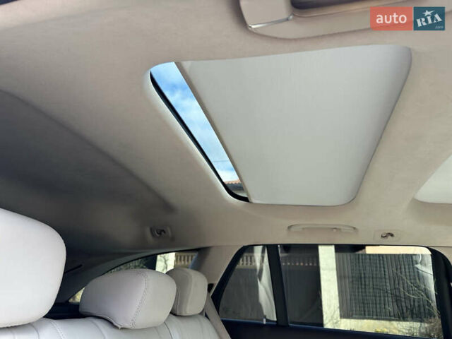 Красный Мерседес Е-Класс, объемом двигателя 1.95 л и пробегом 176 тыс. км за 40000 $, фото 33 на Automoto.ua