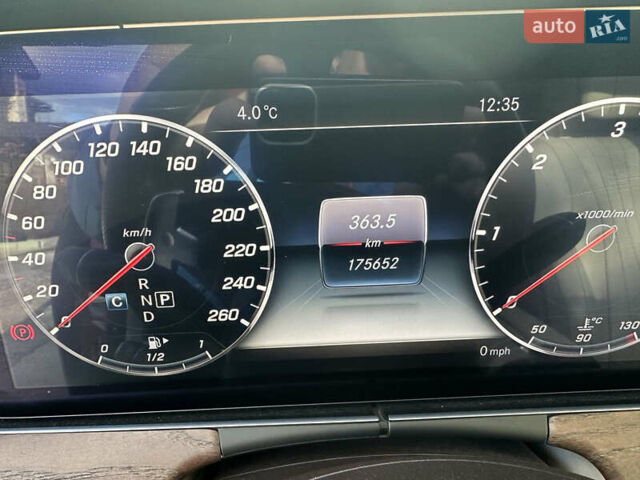 Красный Мерседес Е-Класс, объемом двигателя 1.95 л и пробегом 176 тыс. км за 40000 $, фото 19 на Automoto.ua