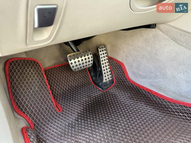 Красный Мерседес Е-Класс, объемом двигателя 1.95 л и пробегом 176 тыс. км за 40000 $, фото 23 на Automoto.ua