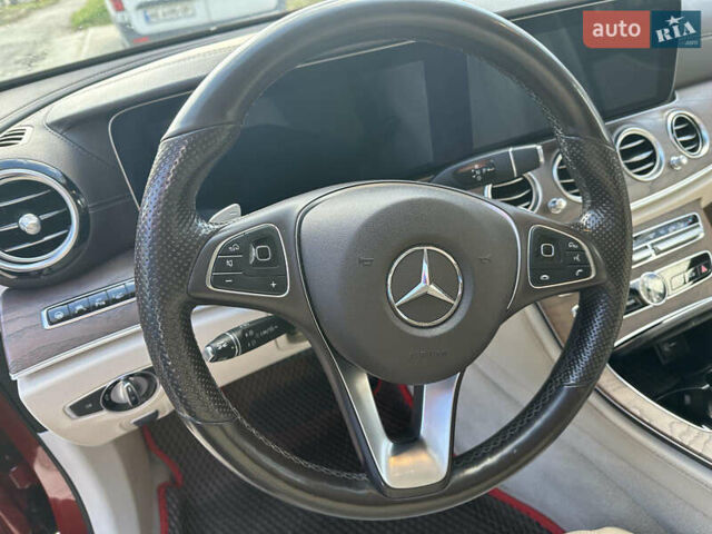 Красный Мерседес Е-Класс, объемом двигателя 1.95 л и пробегом 176 тыс. км за 40000 $, фото 13 на Automoto.ua