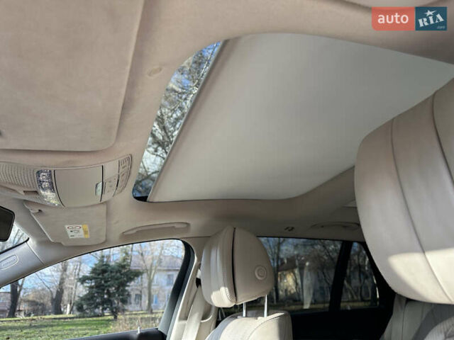 Красный Мерседес Е-Класс, объемом двигателя 1.95 л и пробегом 176 тыс. км за 40000 $, фото 22 на Automoto.ua