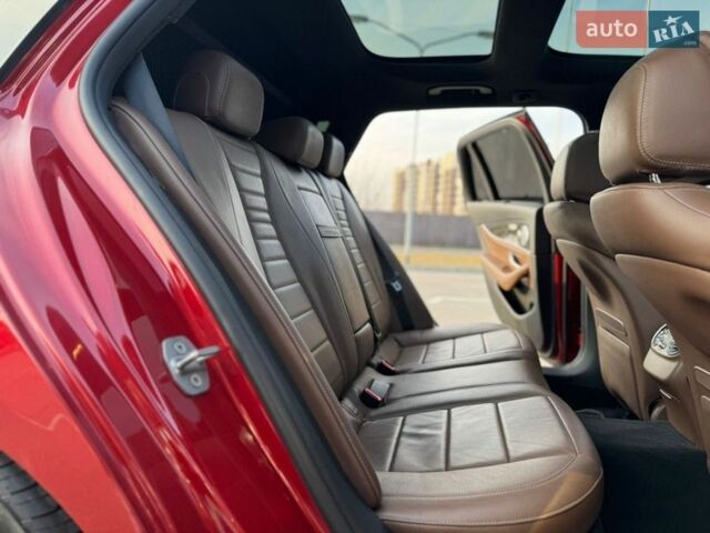 Красный Мерседес Е-Класс, объемом двигателя 3 л и пробегом 230 тыс. км за 26500 $, фото 16 на Automoto.ua