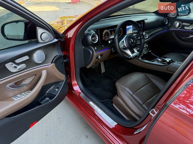 Червоний Мерседес Е-Клас, об'ємом двигуна 3 л та пробігом 220 тис. км за 32000 $, фото 5 на Automoto.ua