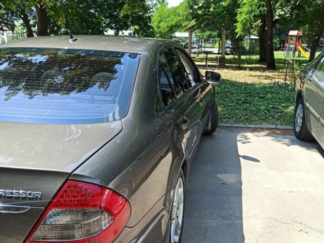 Мерседес Е-Класс, объемом двигателя 0 л и пробегом 190 тыс. км за 10500 $, фото 18 на Automoto.ua