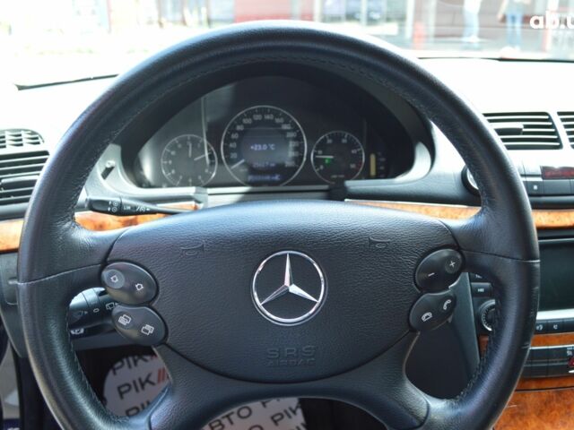 Мерседес Е-Класс, объемом двигателя 3 л и пробегом 303 тыс. км за 9300 $, фото 6 на Automoto.ua