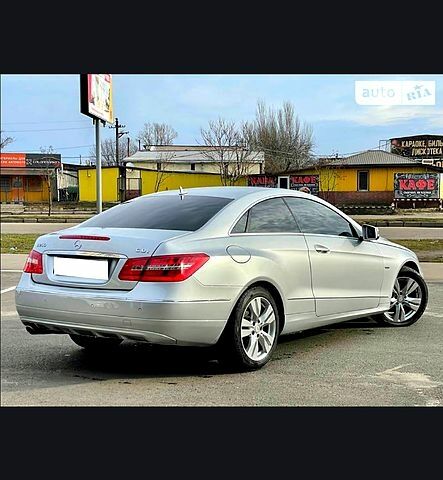 Мерседес Е-Класс 2011 в Одессе на Automoto.ua Мерседес Е-Класс, объемом двигателя 2.5 л и пробегом 187 тыс. км за 15900 $, фото 4 на Automoto.ua