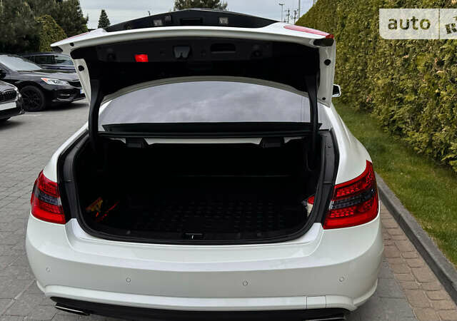 Мерседес Е-Класс, объемом двигателя 4.66 л и пробегом 112 тыс. км за 22500 $, фото 61 на Automoto.ua