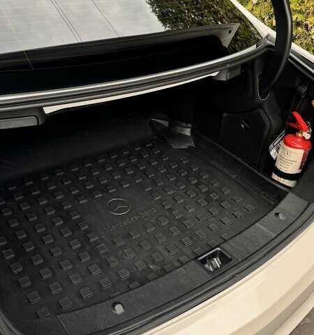 Мерседес Е-Класс, объемом двигателя 4.66 л и пробегом 112 тыс. км за 22500 $, фото 67 на Automoto.ua