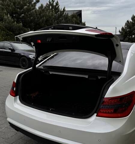 Мерседес Е-Класс, объемом двигателя 4.66 л и пробегом 112 тыс. км за 22500 $, фото 63 на Automoto.ua