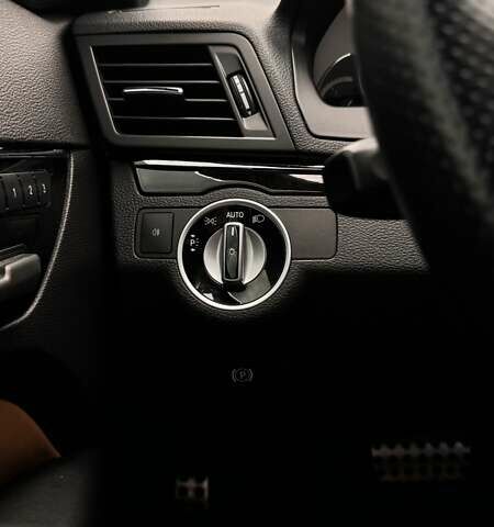 Мерседес Е-Класс, объемом двигателя 4.66 л и пробегом 112 тыс. км за 22500 $, фото 44 на Automoto.ua