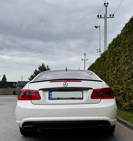 Мерседес Е-Класс, объемом двигателя 4.66 л и пробегом 112 тыс. км за 22500 $, фото 11 на Automoto.ua