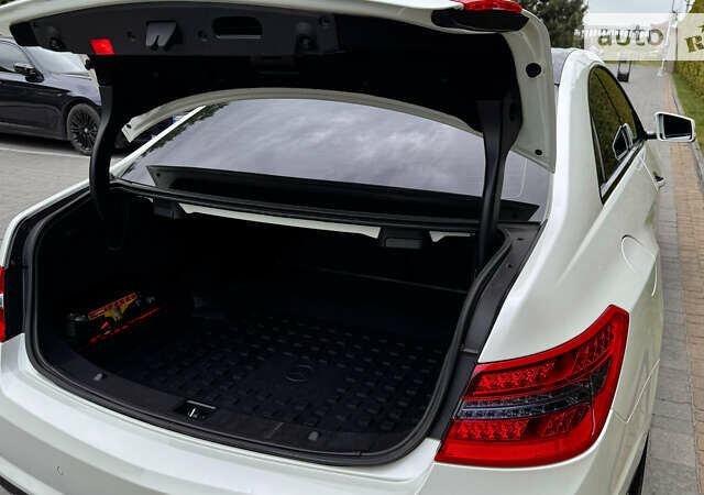 Мерседес Е-Класс, объемом двигателя 4.66 л и пробегом 112 тыс. км за 22500 $, фото 62 на Automoto.ua