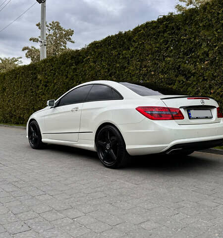 Мерседес Е-Класс, объемом двигателя 4.66 л и пробегом 112 тыс. км за 22500 $, фото 9 на Automoto.ua