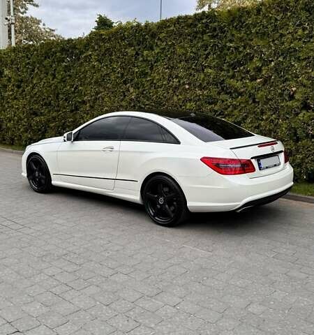 Мерседес Е-Класс, объемом двигателя 4.66 л и пробегом 112 тыс. км за 22500 $, фото 7 на Automoto.ua