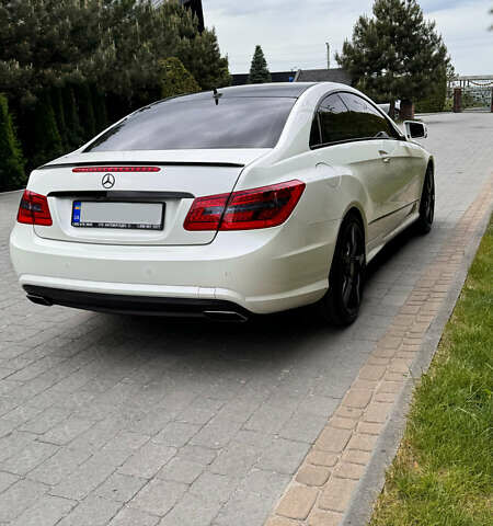 Мерседес Е-Класс, объемом двигателя 4.66 л и пробегом 112 тыс. км за 22500 $, фото 12 на Automoto.ua