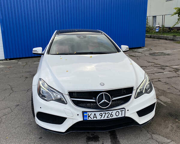 Мерседес Е-Класс, объемом двигателя 3 л и пробегом 61 тыс. км за 19100 $, фото 2 на Automoto.ua