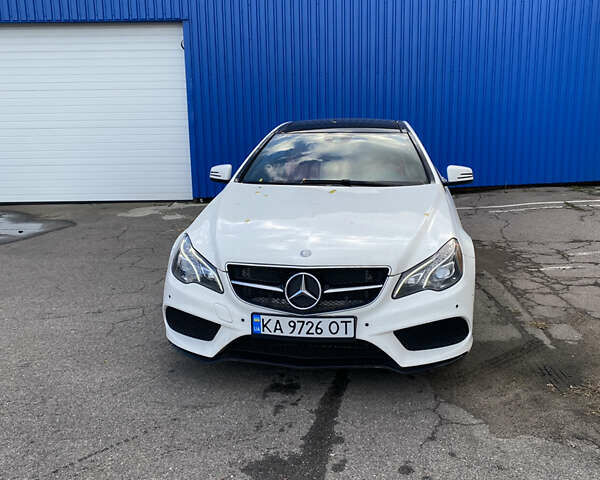 Мерседес Е-Класс, объемом двигателя 3 л и пробегом 61 тыс. км за 19100 $, фото 3 на Automoto.ua