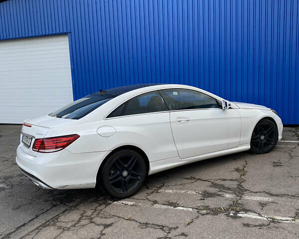 Мерседес Е-Класс, объемом двигателя 3 л и пробегом 61 тыс. км за 19100 $, фото 6 на Automoto.ua