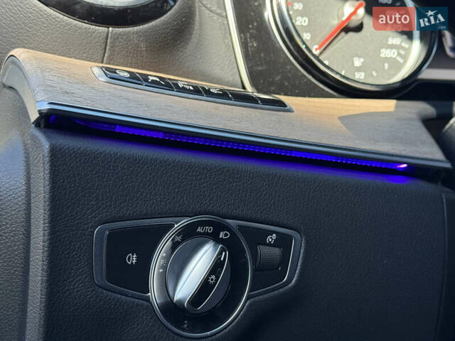 Мерседес Е-Класс, объемом двигателя 3 л и пробегом 175 тыс. км за 41900 $, фото 75 на Automoto.ua