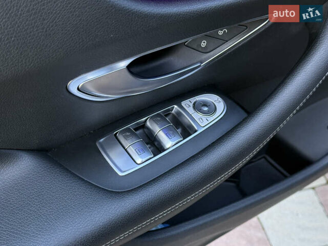 Мерседес Е-Класс, объемом двигателя 3 л и пробегом 175 тыс. км за 41900 $, фото 82 на Automoto.ua