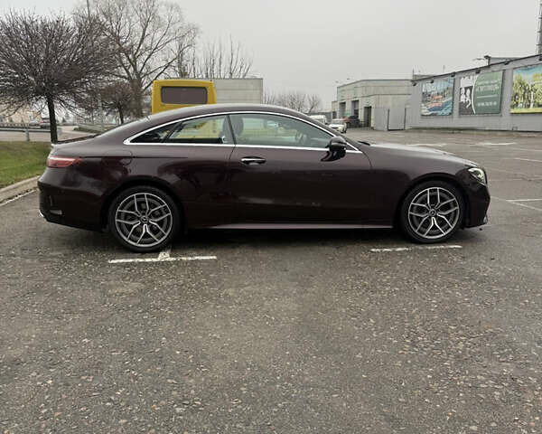 Мерседес Е-Класс, объемом двигателя 1.99 л и пробегом 95 тыс. км за 65000 $, фото 5 на Automoto.ua