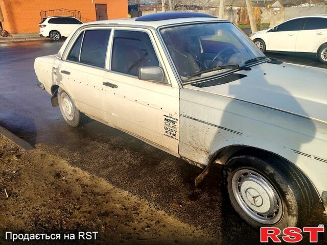 Мерседес Е-Клас, об'ємом двигуна 2.4 л та пробігом 200 тис. км за 650 $, фото 1 на Automoto.ua