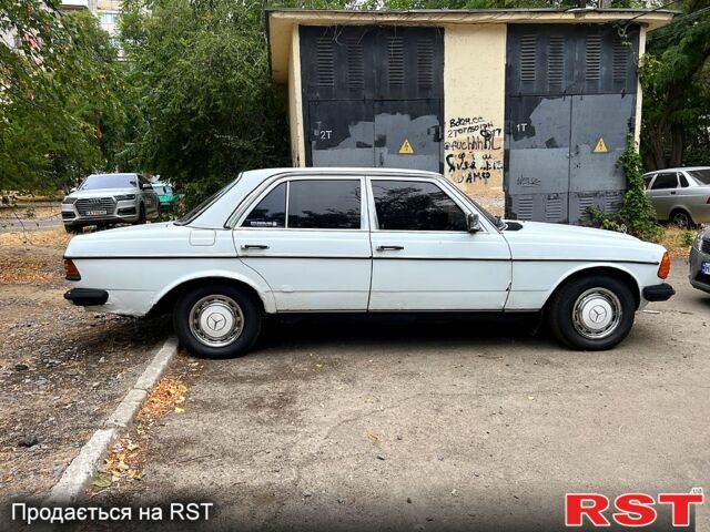 Мерседес Е-Класс, объемом двигателя 2.4 л и пробегом 350 тыс. км за 1000 $, фото 5 на Automoto.ua