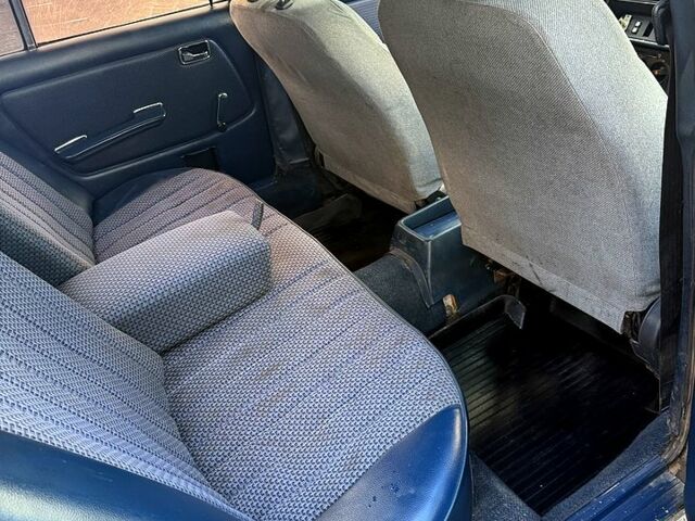 Мерседес Е-Клас, об'ємом двигуна 2 л та пробігом 500 тис. км за 800 $, фото 11 на Automoto.ua