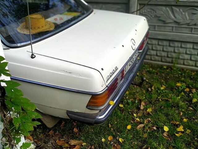 Мерседес Е-Класс, объемом двигателя 2 л и пробегом 52 тыс. км за 2000 $, фото 1 на Automoto.ua