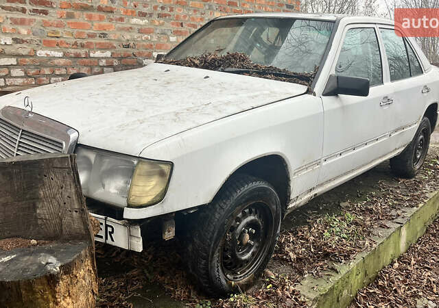 Мерседес Е-Класс, объемом двигателя 0 л и пробегом 200 тыс. км за 500 $, фото 2 на Automoto.ua