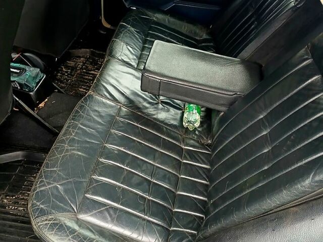 Мерседес Е-Класс, объемом двигателя 2.5 л и пробегом 480 тыс. км за 2000 $, фото 7 на Automoto.ua