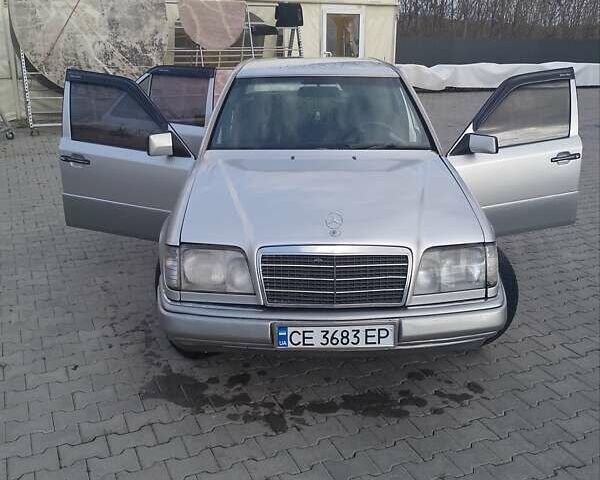Мерседес Е-Класс, объемом двигателя 2.3 л и пробегом 300 тыс. км за 1900 $, фото 7 на Automoto.ua