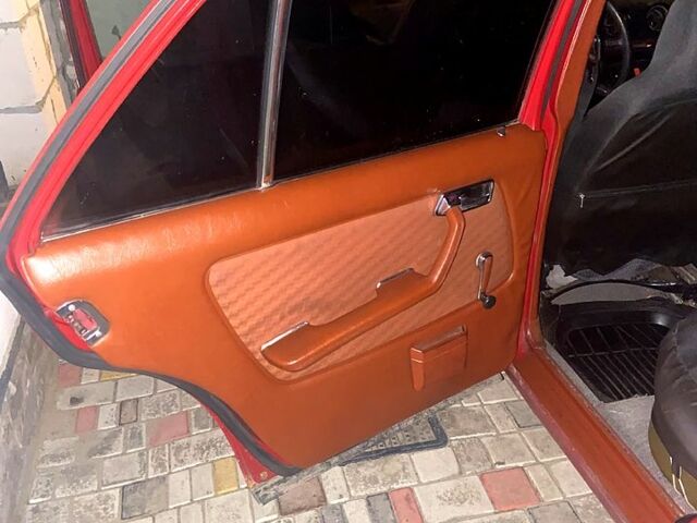 Мерседес Е-Класс, объемом двигателя 2.4 л и пробегом 125 тыс. км за 2350 $, фото 6 на Automoto.ua