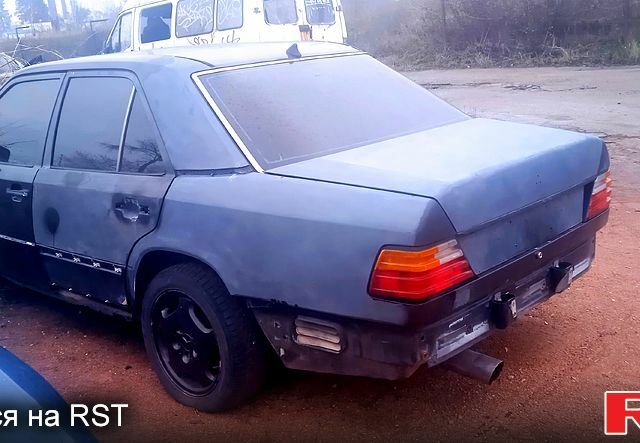 Мерседес Е-Клас, об'ємом двигуна 2 л та пробігом 0 тис. км за 650 $, фото 5 на Automoto.ua