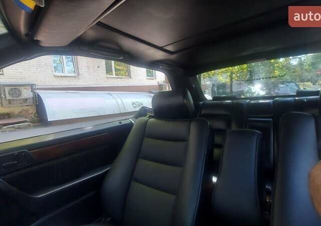 Мерседес Е-Класс, объемом двигателя 2.8 л и пробегом 295 тыс. км за 10000 $, фото 14 на Automoto.ua