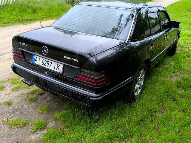 Мерседес Е-Клас, об'ємом двигуна 2.6 л та пробігом 0 тис. км за 1350 $, фото 2 на Automoto.ua