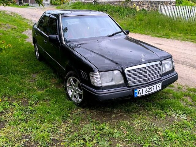 Мерседес Е-Клас, об'ємом двигуна 2.6 л та пробігом 0 тис. км за 1350 $, фото 1 на Automoto.ua
