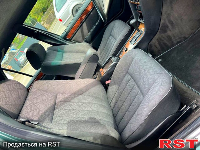 Мерседес Е-Клас, об'ємом двигуна 3 л та пробігом 170 тис. км за 1700 $, фото 6 на Automoto.ua
