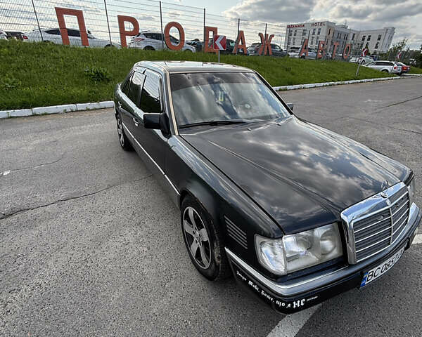 Мерседес Е-Класс, объемом двигателя 3 л и пробегом 284 тыс. км за 2950 $, фото 2 на Automoto.ua