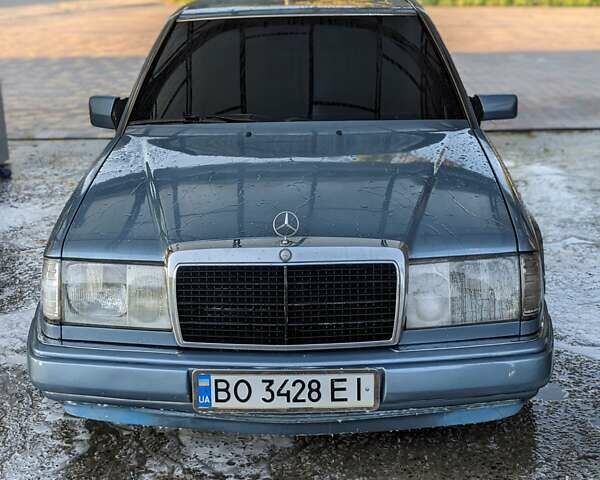 Мерседес Е-Класс, объемом двигателя 2.2 л и пробегом 110 тыс. км за 3500 $, фото 5 на Automoto.ua