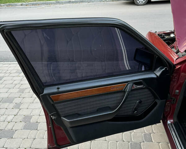 Мерседес Е-Класс, объемом двигателя 2.2 л и пробегом 386 тыс. км за 4800 $, фото 15 на Automoto.ua