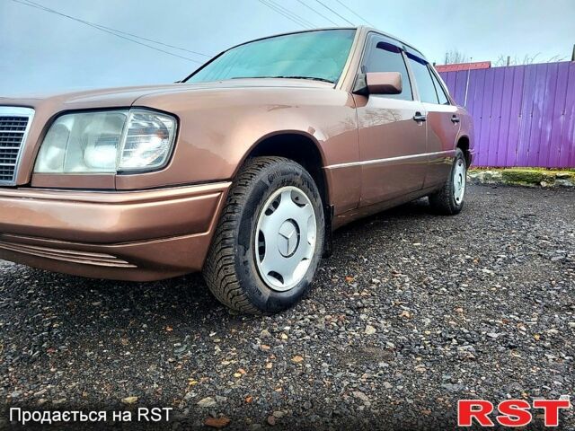 Мерседес Е-Клас, об'ємом двигуна 2.5 л та пробігом 350 тис. км за 4999 $, фото 6 на Automoto.ua